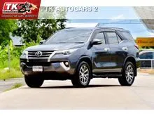 2017 Toyota FORTUNER 2.4 (ปี 15-25) V SUV