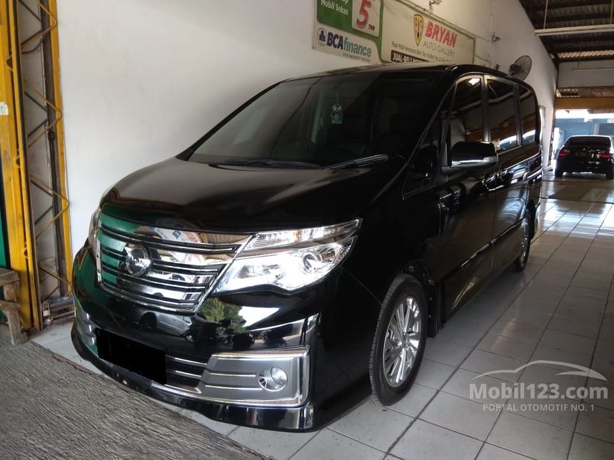 Nissan serena 2015