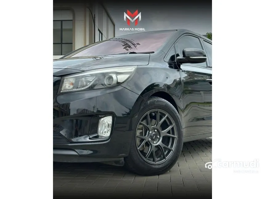 2018 KIA Grand Sedona MPV