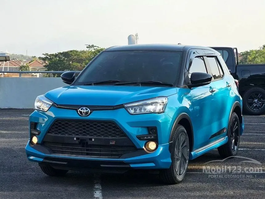 Jual Mobil Toyota Raize 2024 GR Sport 1.0 di Kalimantan Selatan Automatic Wagon Lainnya Rp 230.500.000