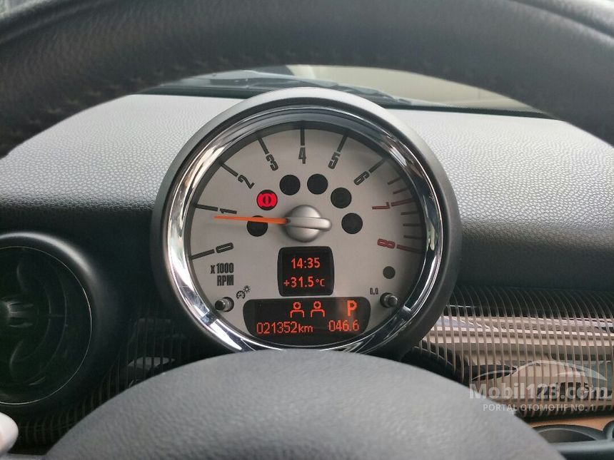 2010 MINI Cooper S Hatchback