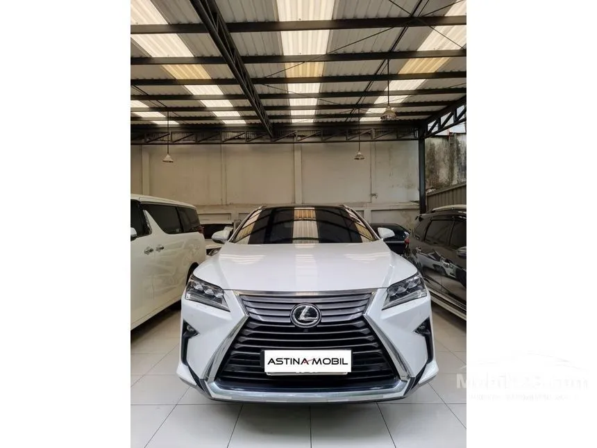 Jual Mobil Lexus RX200t 2016 2.0 di Jawa Barat Automatic SUV Putih Rp 695.000.000