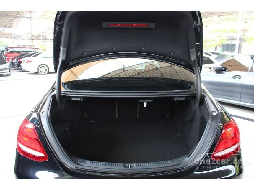 2016 Mercedes-Benz E220 d Exclusive Sedan