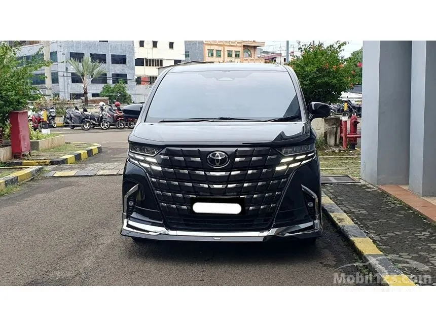 2024 Toyota Alphard HEV Modelista MPV