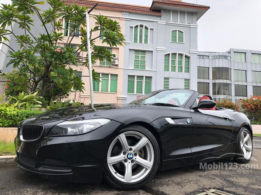  Jual  Mobil  BMW  Z4  2010 sDrive23i 2 5 di DKI Jakarta 