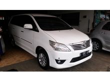 Toyota Kijang Innova V Matic Bensin 2012