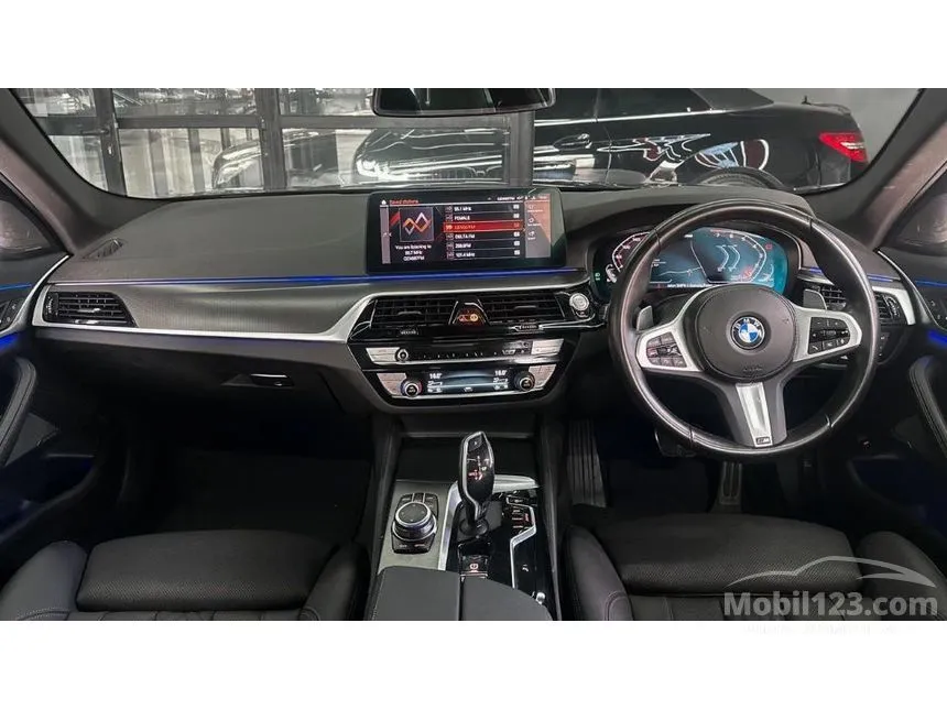 2022 BMW 530i M Sport Touring Wagon