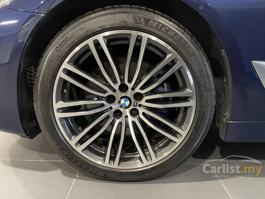 2019 BMW 530i M Sport Sedan