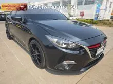 2015 Mazda 3 2.0 (ปี 14-18) E Sedan