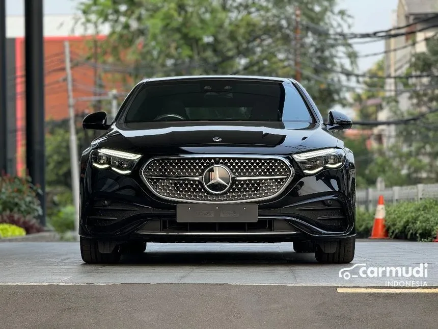 2025 Mercedes-Benz E300 AMG Line Sedan