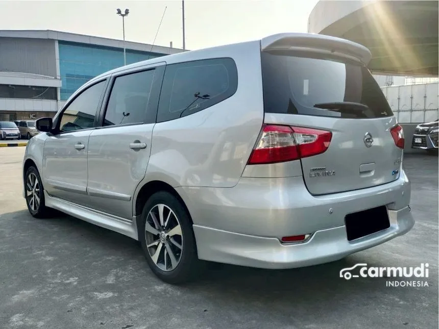 2016 Nissan Grand Livina Highway Star MPV