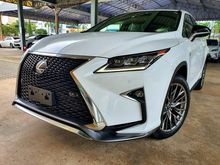 (ORI MILEAGE 9K+KM) (2 YEARS WARRANTY) (LOWEST PRICE IN MARKET), Lexus RX300 2.0 F Sport , Year 2018