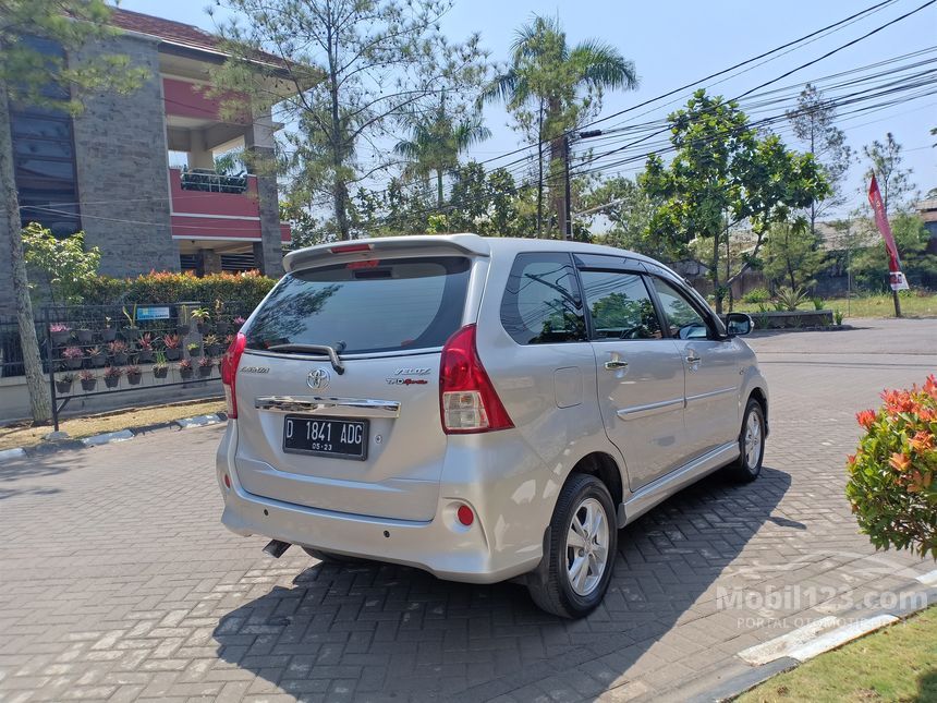 Jual Mobil Toyota Avanza  2022 Veloz  1 5 di Jawa Barat 