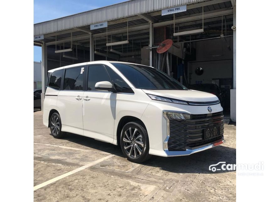 Toyota Voxy 2025 (Premium Color) 2.0 in Banten Automatic MPV Black for ...