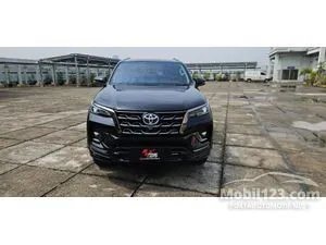 2022 Toyota Fortuner 2.8 GR Sport 4X2 SUV tdp 68jt