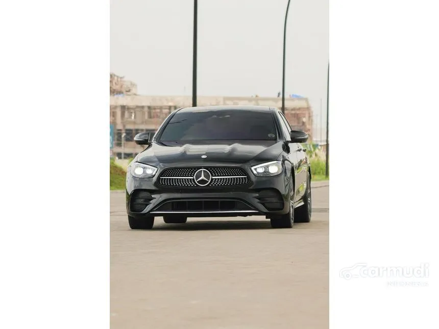 2022 Mercedes-Benz E300 AMG Line Sedan