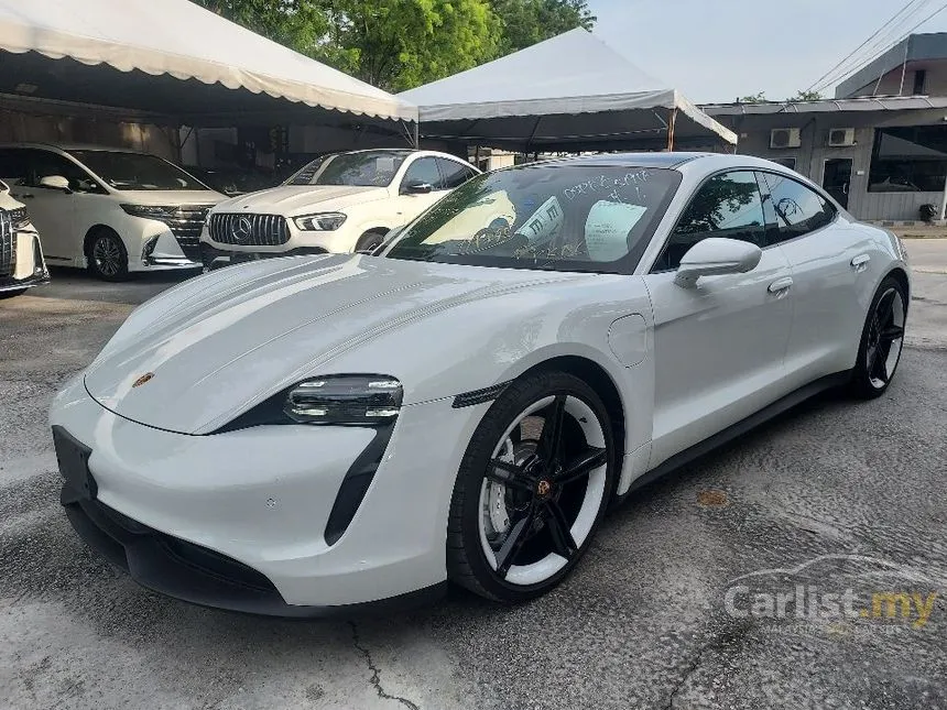 2021 Porsche Taycan 4S Sedan