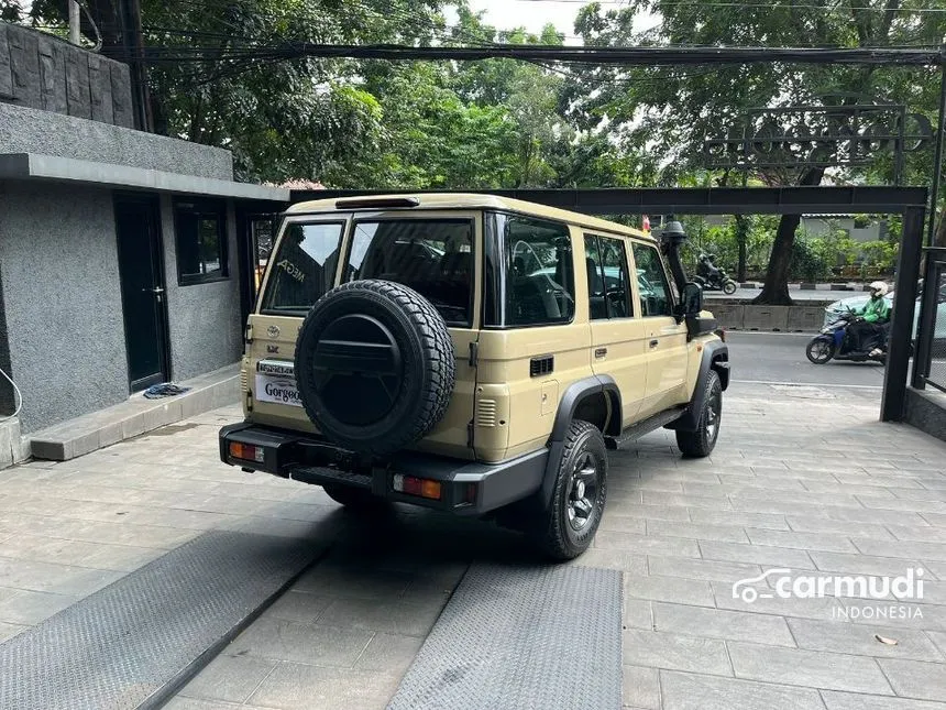 2024 Toyota Land Cruiser 70 GXL SUV