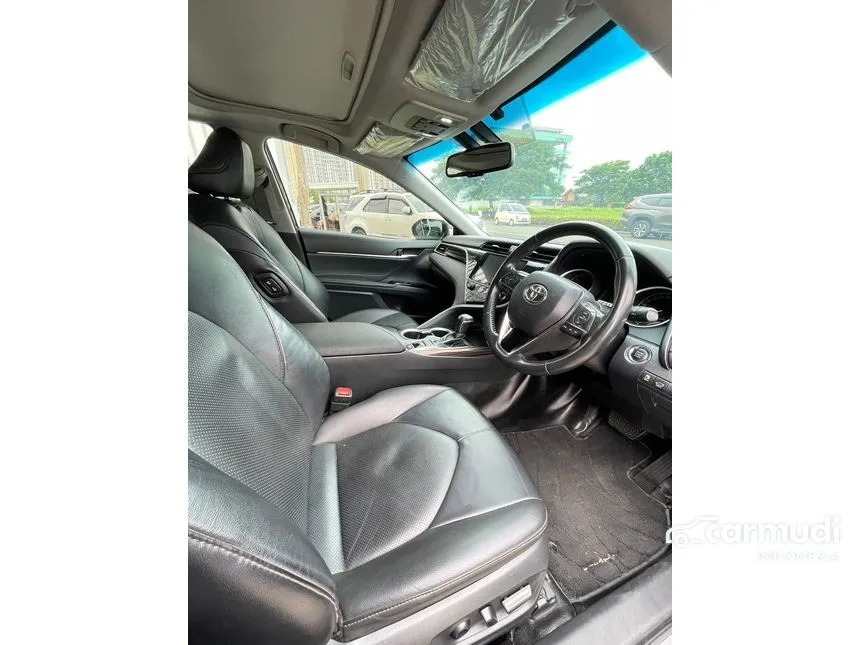 2020 Toyota Camry V Sedan