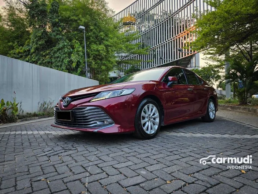 2019 Toyota Camry V Sedan