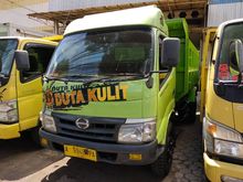 2015 Hino Dutro 4.0 300 Series Trucks Dump Dum dijual di malang