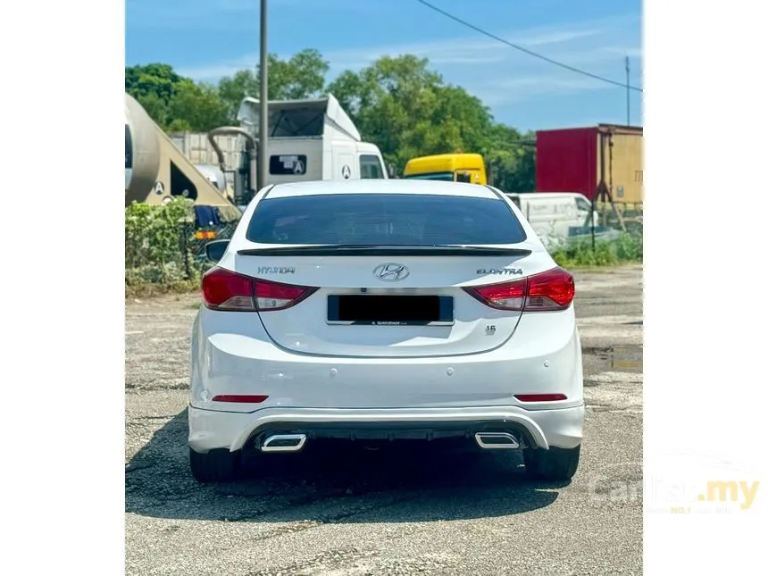 2015 Hyundai Elantra Premium Sedan