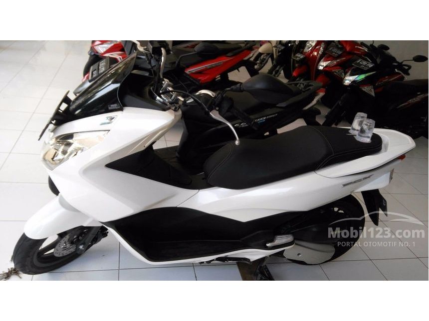 Jual Motor Honda PCX 2012 0.2 di Jawa Barat Automatic Putih Rp 29.500.