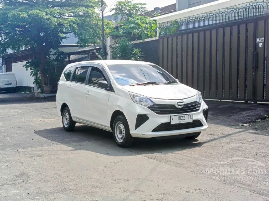 Jual Mobil Daihatsu Sigra 2023 D 1.0 di Jawa Barat Manual MPV Putih Rp 112.000.000