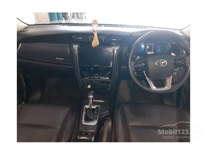 2021 Toyota Fortuner VRZ TRD 4X2 SUV