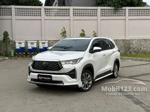 2023 Toyota Kijang Innova Zenix 2.0 Q HV TSS ( Premium Color) MPV