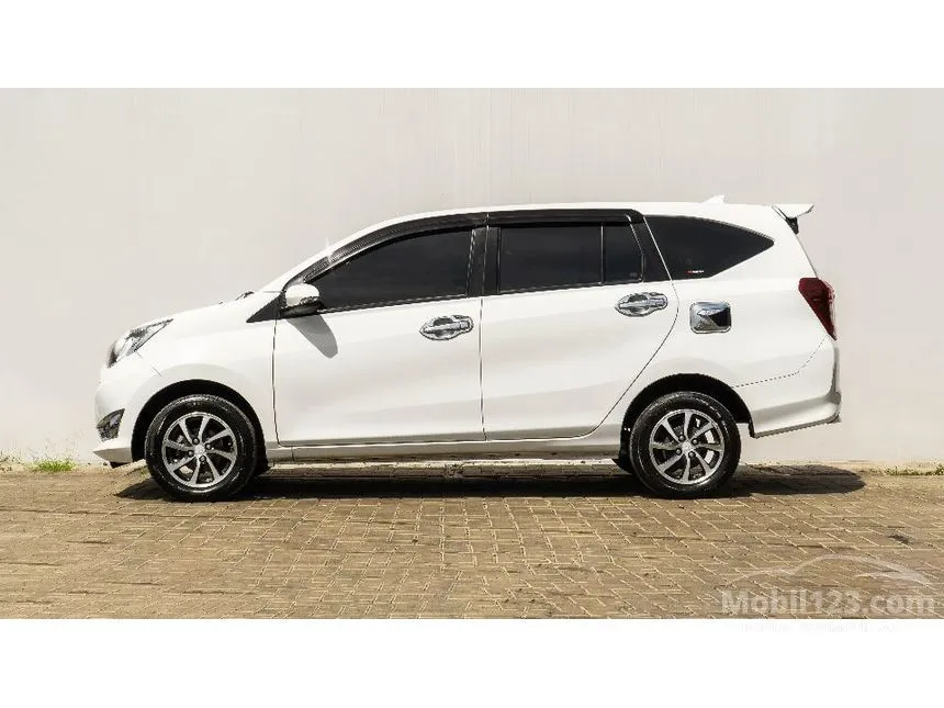 2018 Daihatsu Sigra R MPV