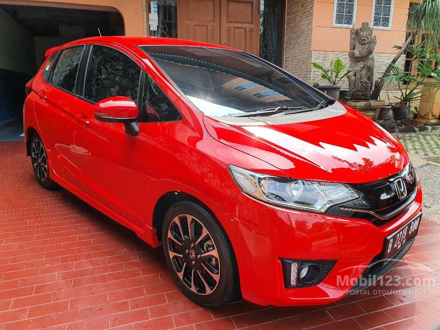 Jual Mobil Honda Jazz 2017 Rs 1 5 Di Dki Jakarta Automatic Hatchback Merah Rp 210 000 000 6781639 Mobil123 Com