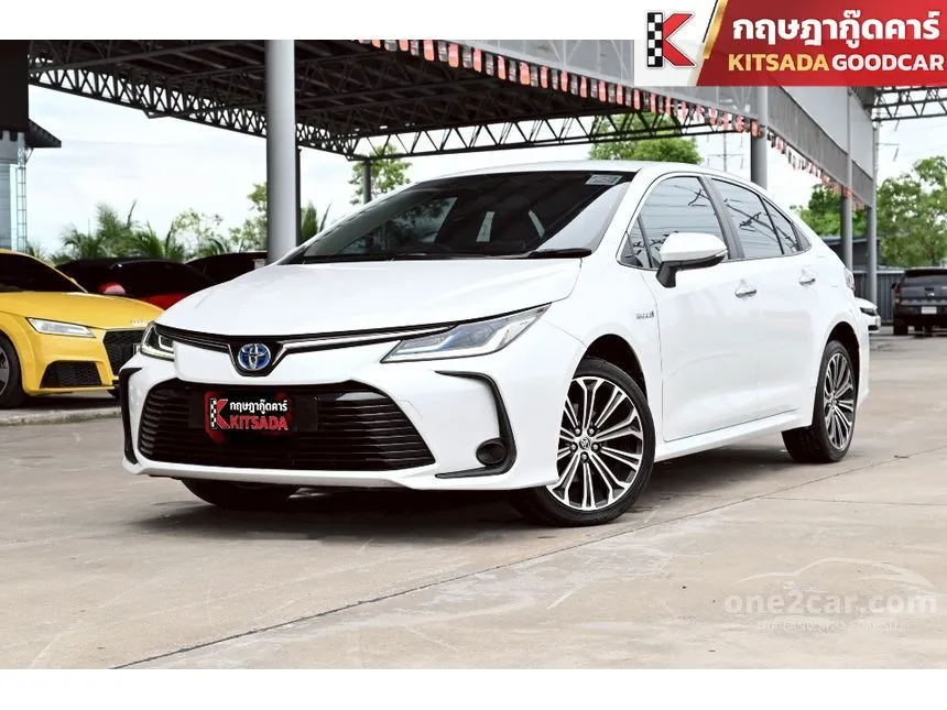 2022 Toyota Corolla Altis Hybrid Premium Sedan
