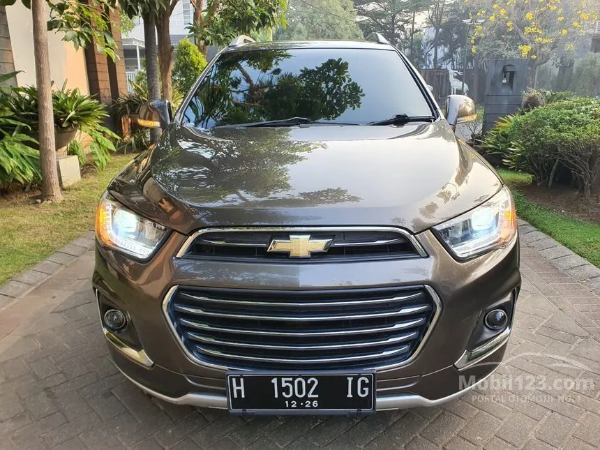 Jual Mobil Chevrolet Captiva 2016 LTZ 2.0 di Jawa Timur Automatic SUV Coklat Rp 265.000.000