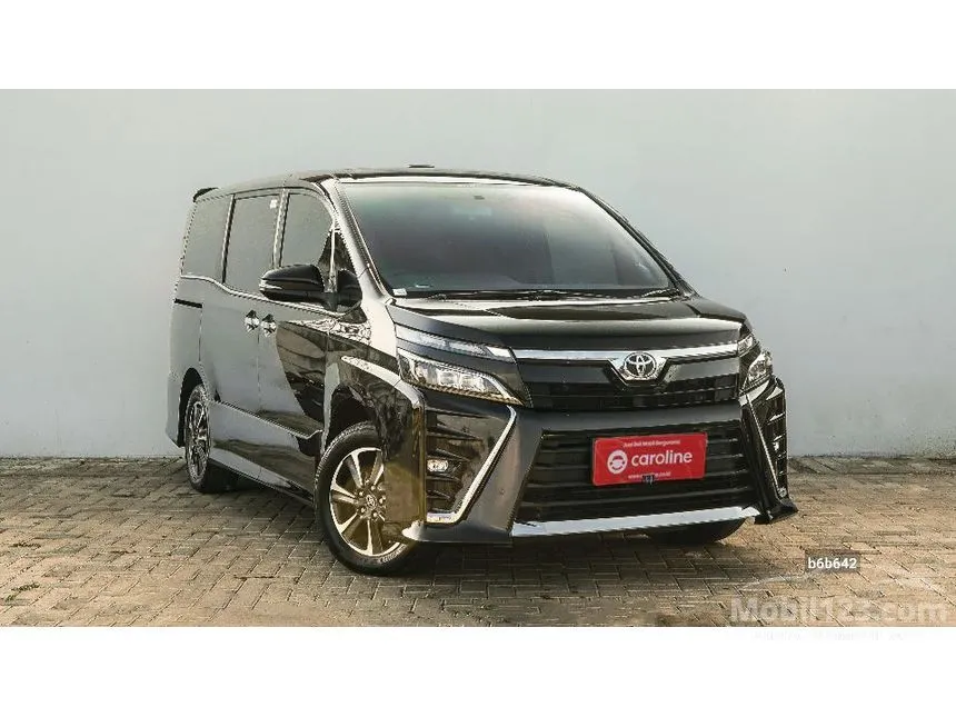 2021 Toyota Voxy MPV