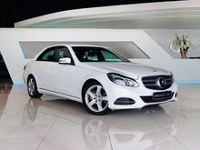 2014 Mercedes-Benz E200 2.0 W212 (ปี 10-16) Avantgarde Sedan AT