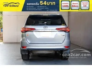 2020 Toyota FORTUNER 2.4 V SUV