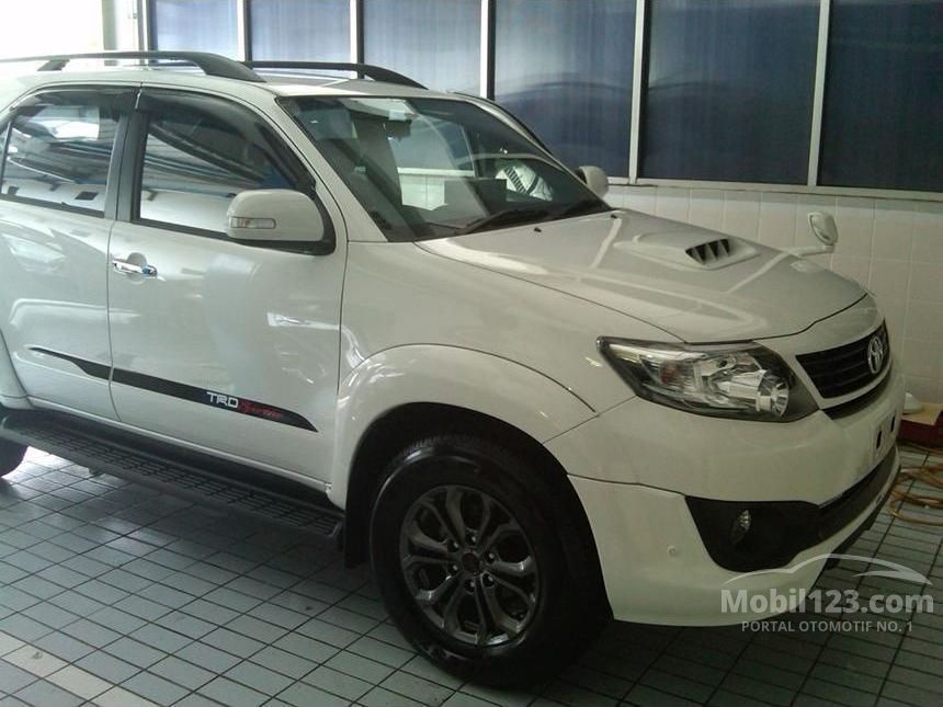  Jual  Mobil Toyota Fortuner  2015 2 5 di Jawa Barat 