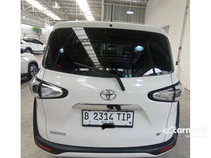 2019 Toyota Sienta V MPV