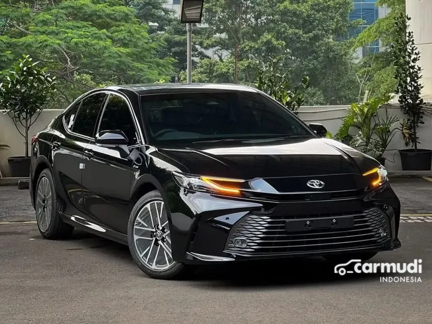 2025 Toyota Camry HV TSS 2 (Premium Color) Sedan