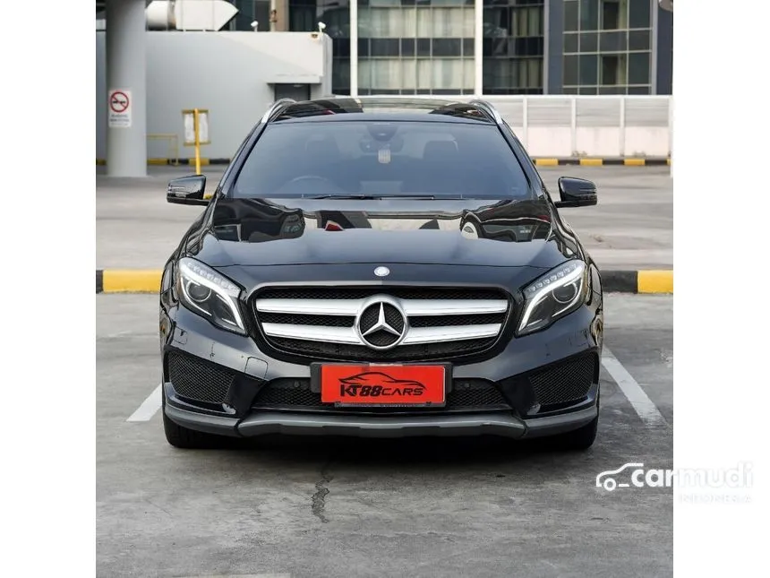 2014 Mercedes-Benz GLA200 Sport SUV