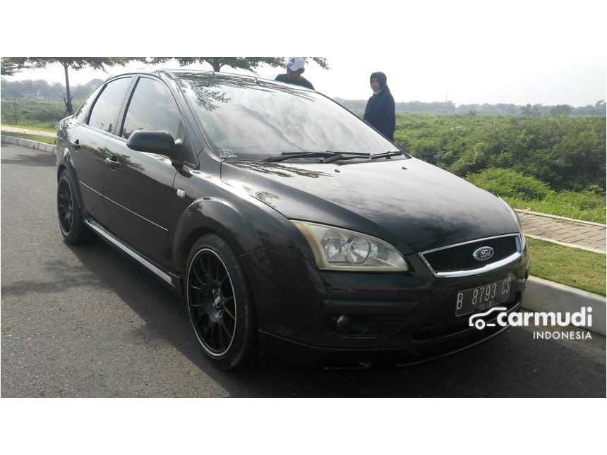 Ford Focus 2005 Ghia Sedan Manual - Mobil Bekas di Jawa Barat Rp 59.000