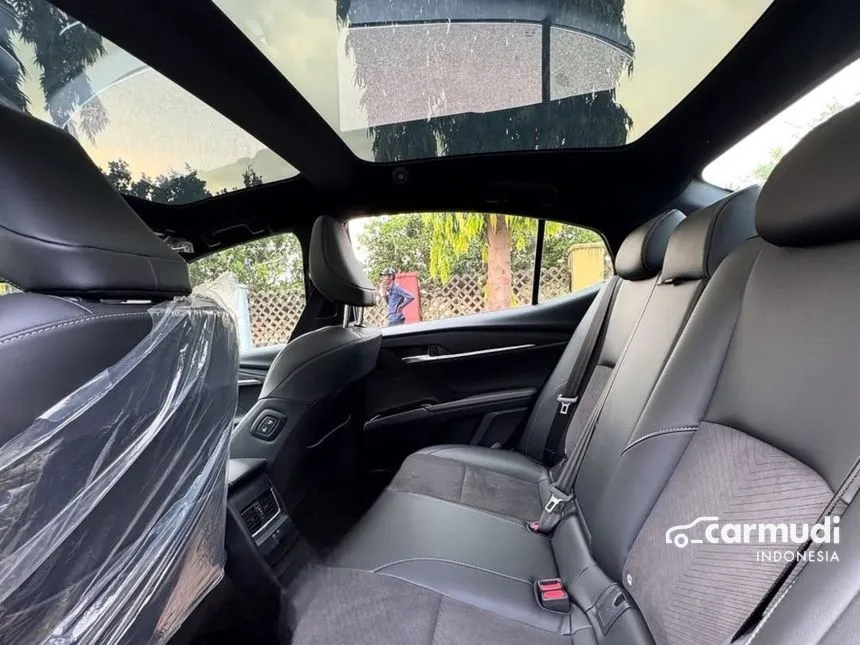 2025 Toyota Camry HV TSS 2 (Premium Color) Sedan