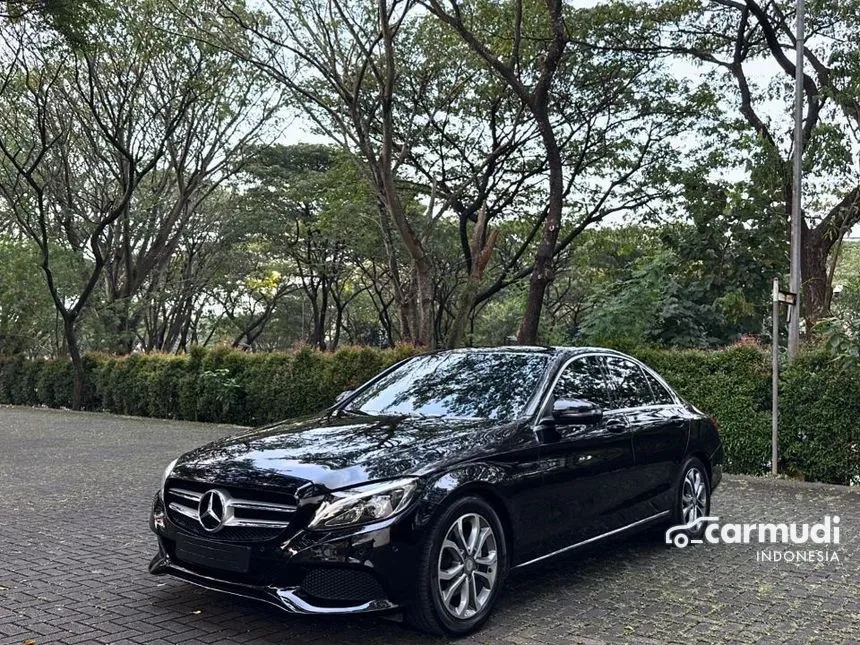 2017 Mercedes-Benz C200 Avantgarde Sedan