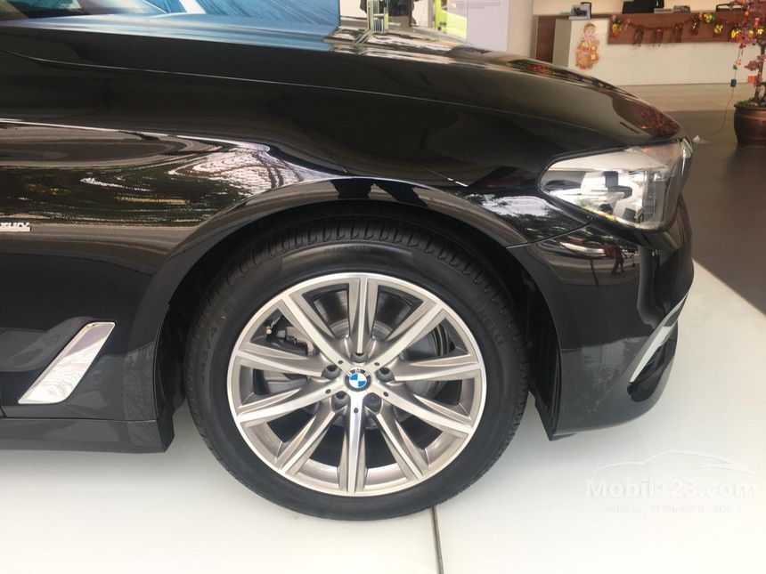 Jual Mobil  BMW 520i 2021 Luxury 2 0 di DKI Jakarta 