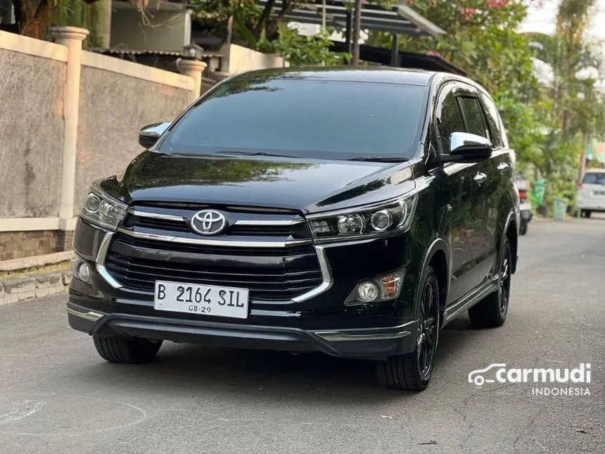 2019 Toyota Innova Venturer Wagon