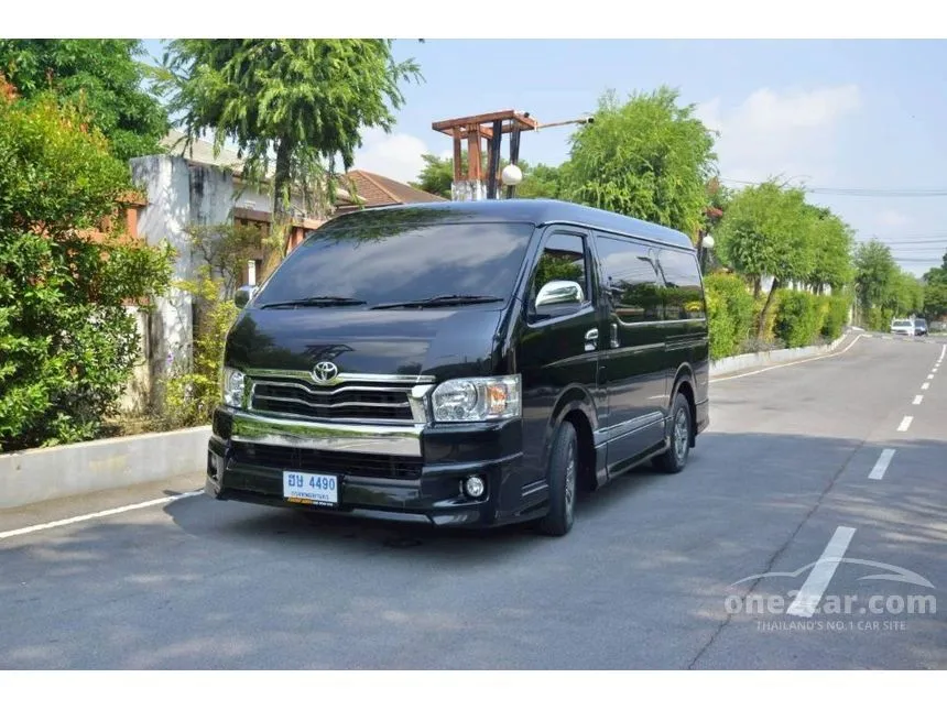 2017 Toyota VENTURY V Van