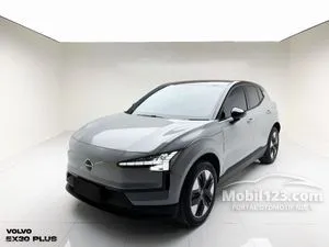 2025 Volvo EX30 Plus SUV