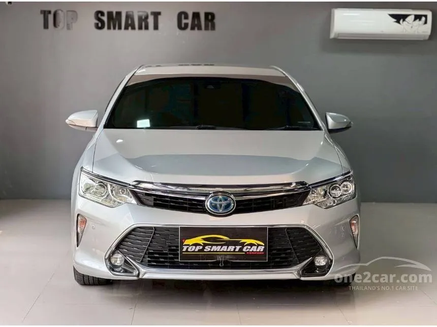 2017 Toyota CAMRY Hybrid Premium Sedan
