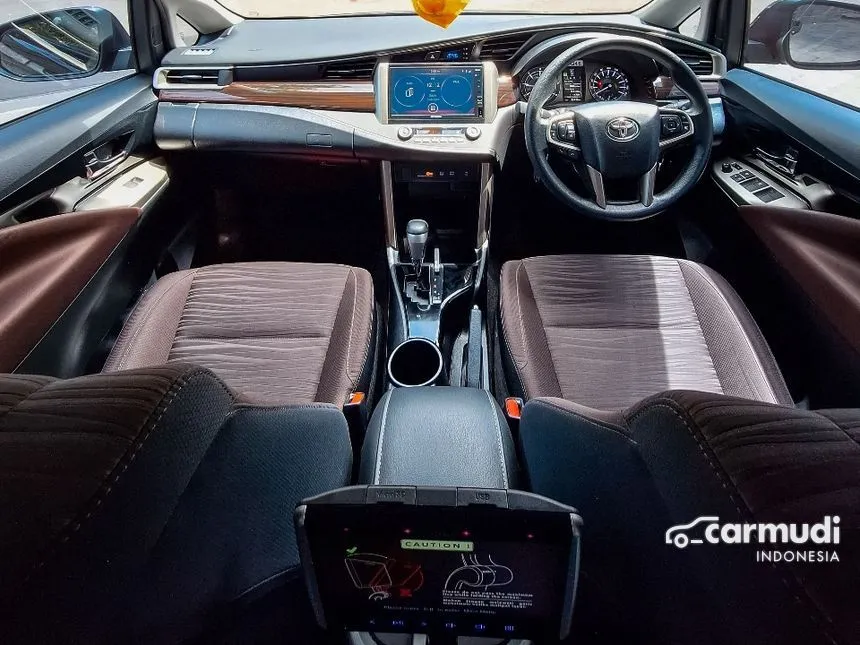 2022 Toyota Kijang Innova V MPV